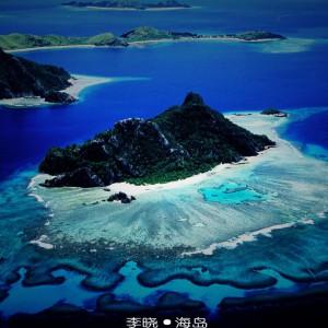 股市三点钟|创业板指收跌2.47% 逾5000只个股飘绿