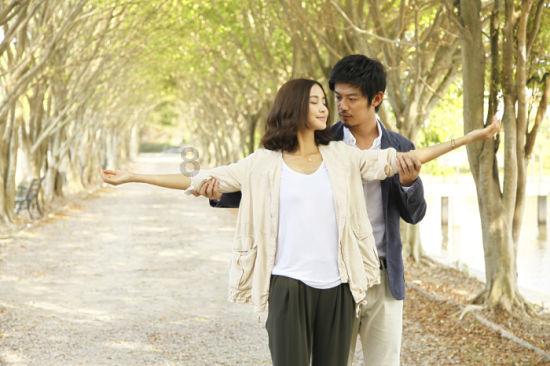 余少群刘晓庆主演《夜雨秋灯闻诡事》解构幻觉寻找真实的心灵之旅